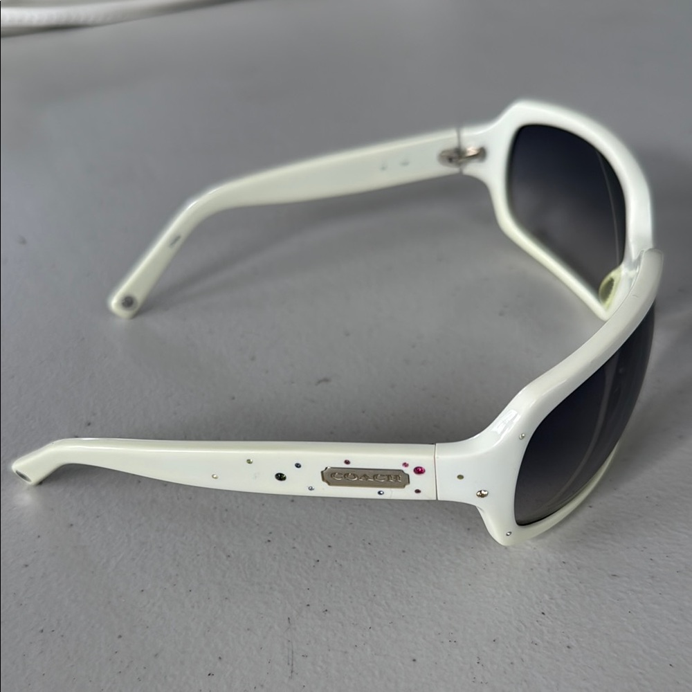 Coach Samantha Sunglasses - Picture 3 of 16